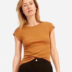 Everlane tee- shirt